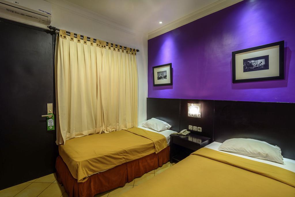 Lotus Garden Hotel Kediri  Ngoại thất bức ảnh